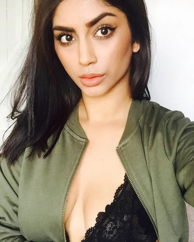 Halima, 30 ans, beurette à Cusy