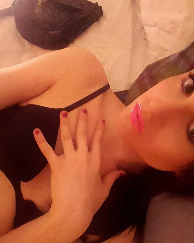 Latifa, 30 ans, beurette à Genlis